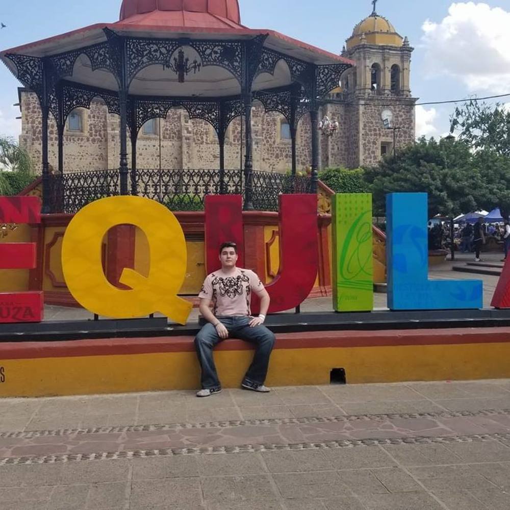 Meet your Posher, Christian